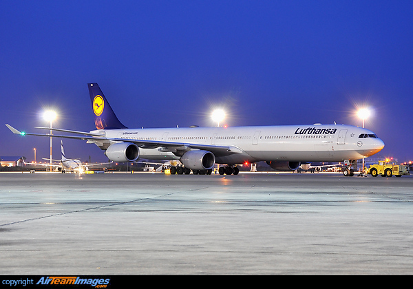 Airbus A340-642 Airbus A340-642
