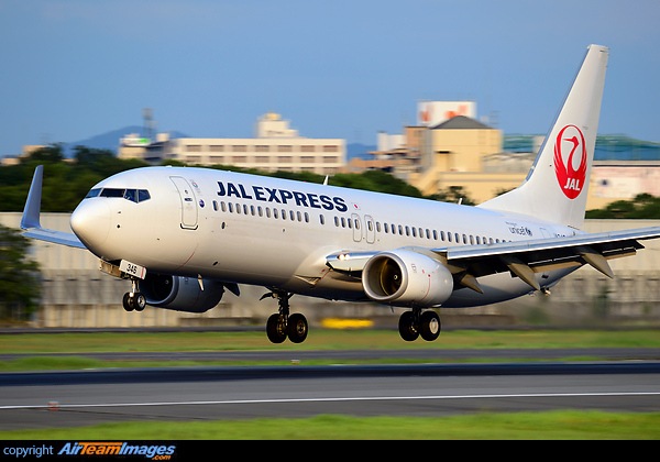 Boeing 737-846 Boeing 737-846