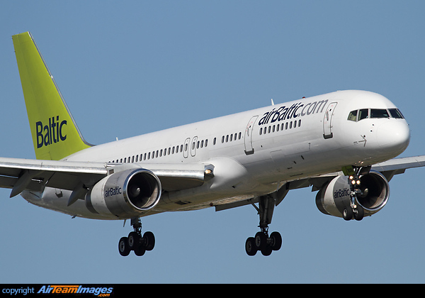 Boeing 757-256 Boeing 757-256