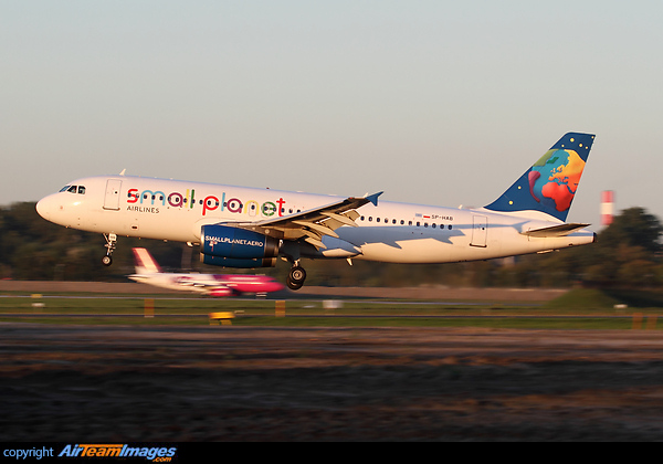 Airbus A320-232 Airbus A320-232