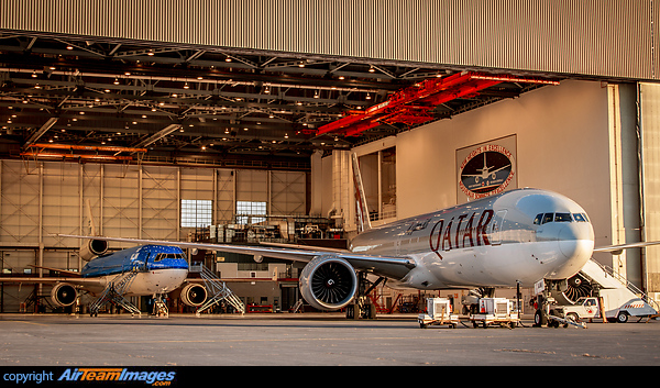 Boeing 777-3DZ/ER Boeing 777-3DZ/ER