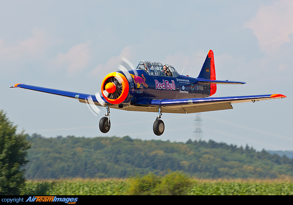 Noorduyn AT-16 Harvard IIB Noorduyn AT-16 Harvard IIB