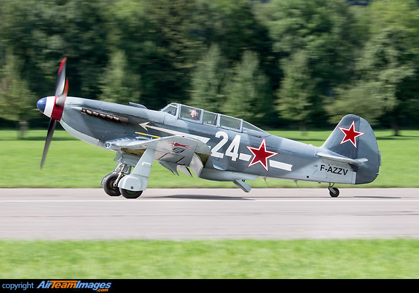 Yakovlev Yak-3UA Yakovlev Yak-3UA