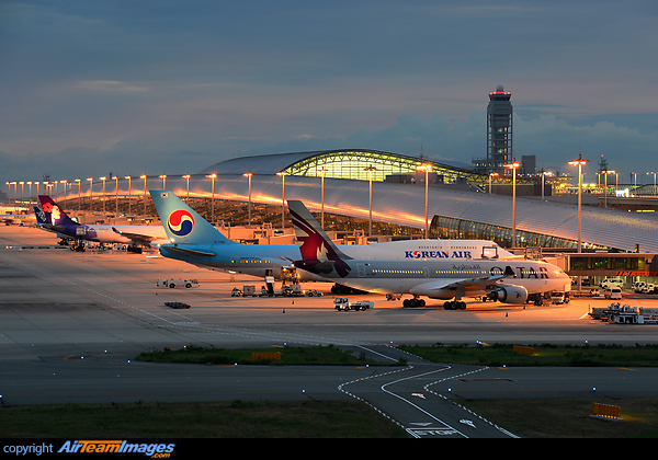 Osaka - Kansai Airport Osaka - Kansai Airport