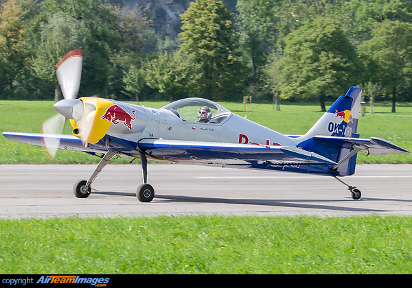 Zlin Z-50LX Zlin Z-50LX
