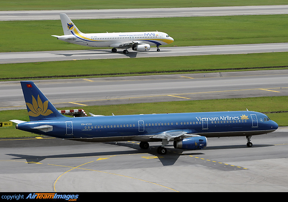 Airbus A321-231 Airbus A321-231