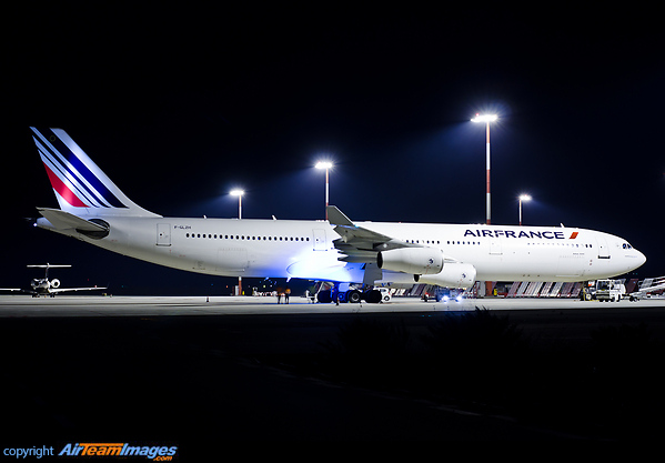 Airbus A340-312 Airbus A340-312
