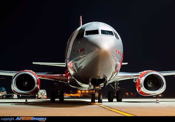 Boeing 737-377 Boeing 737-377