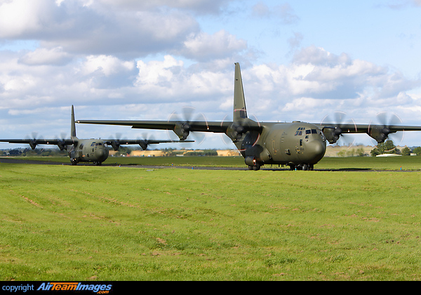 2 RAF Hercules Transport aircraft seen here on EX at Leeming airfield
ZH884
ZH872 Lockheed C-130J Hercules C5