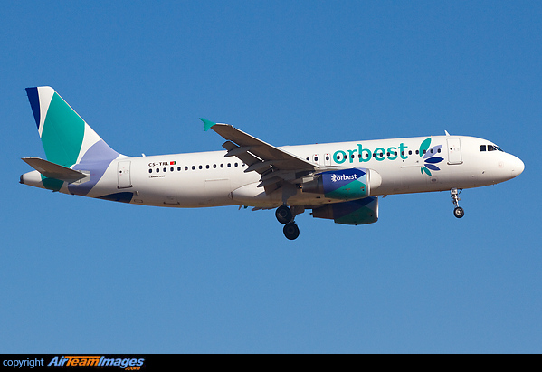 Airbus A320-214 Airbus A320-214