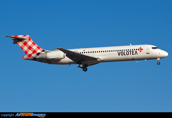 Boeing 717-2BL Boeing 717-2BL