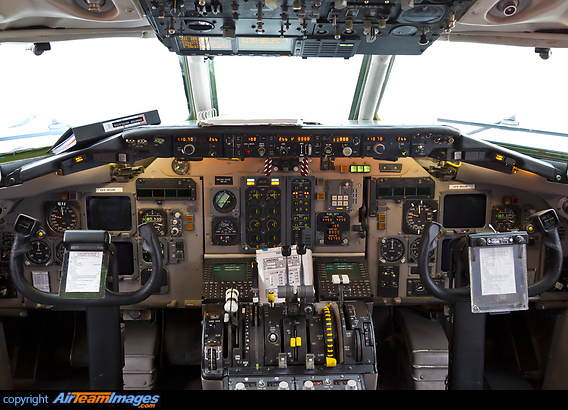 McDonnell Douglas MD-83 McDonnell Douglas MD-83