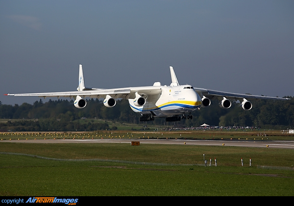 Antonov An-225 Mriya Antonov An-225 Mriya