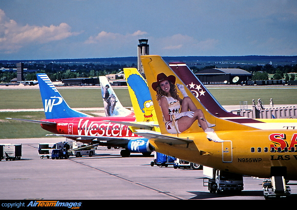 Boeing 737-3Y0 Boeing 737-3Y0