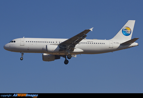 Airbus A320-214 Airbus A320-214