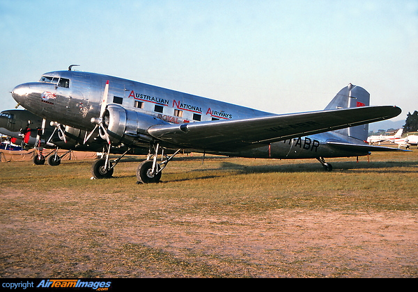Douglas DC-3-G202A Douglas DC-3-G202A