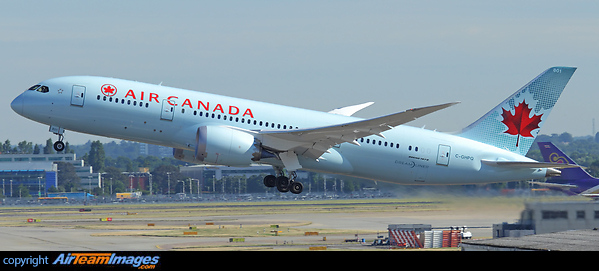 Air Canada's first Boeing 787 operation from London Heathrow to Toronto. Boeing 787-8 Dreamliner