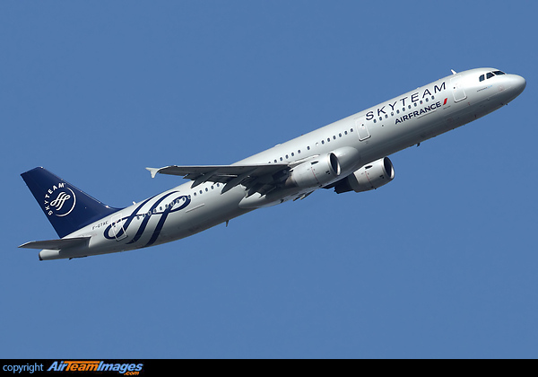 Airbus A321-211 Airbus A321-211