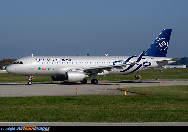 Airbus A320-214 Airbus A320-214