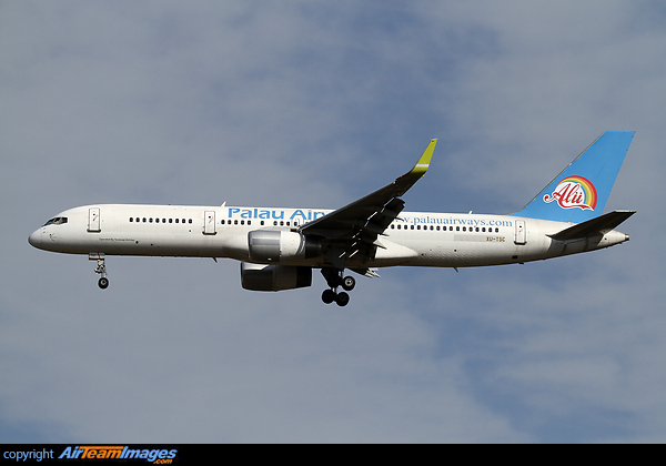 Boeing 757-256 Boeing 757-256