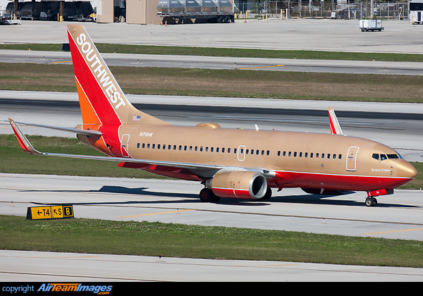 Boeing 737-7H4 Boeing 737-7H4