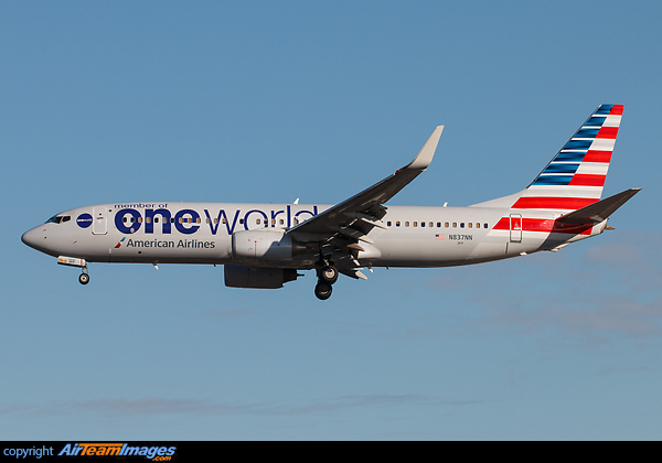 Boeing 737-823 Boeing 737-823