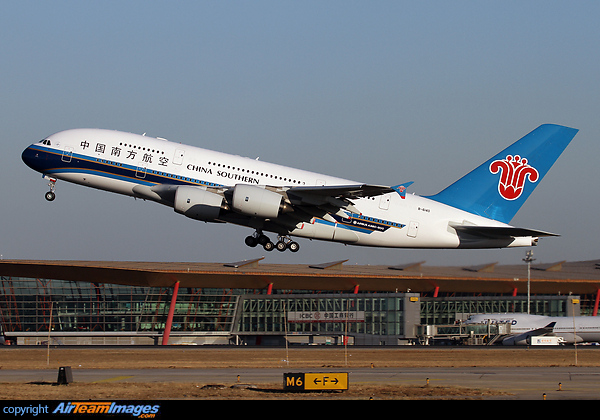 Airbus A380-841 Airbus A380-841