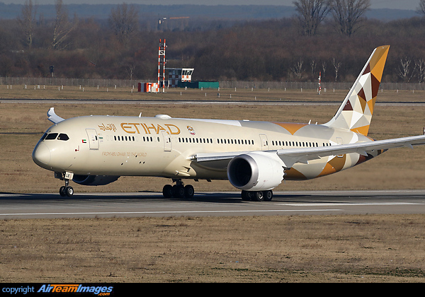 Boeing 787-9 Dreamliner Boeing 787-9 Dreamliner