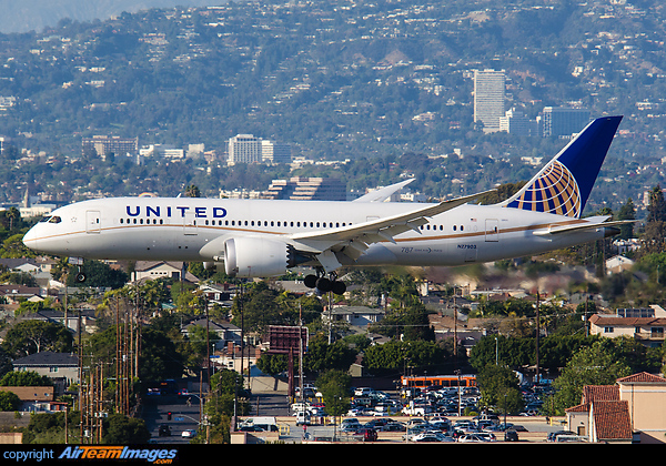 Boeing 787-8 Dreamliner Boeing 787-8 Dreamliner