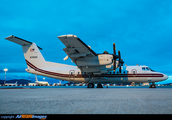 DHC-7-102 Dash 7 DHC-7-102 Dash 7