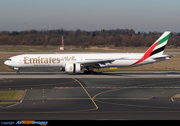 Boeing 777-31H/ER Boeing 777-31H/ER
