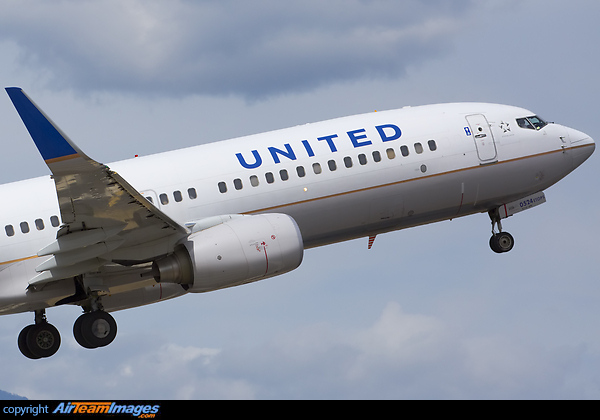 Boeing 737-824 Boeing 737-824