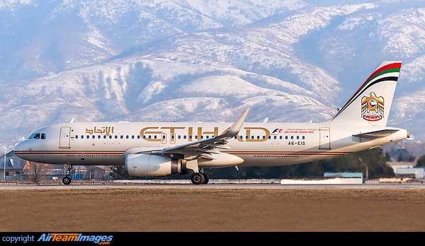 Airbus A320-232 Airbus A320-232
