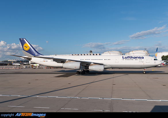 Airbus A340-313X Airbus A340-313X