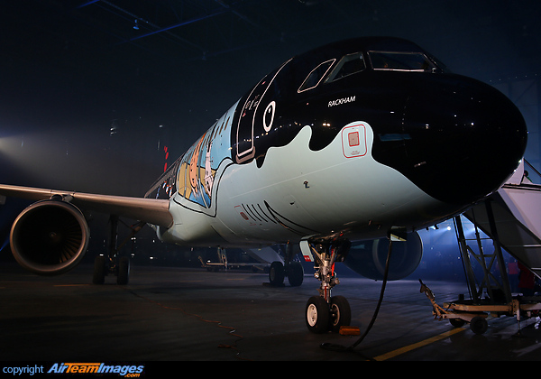 Brussels, 16 March 2015 - Today Brussels Airlines & Moulinsart unveiled someting never seen before: An Airbus A320 with a livery inspired by the Belgian cartoon character Tintin.
Both Belgian companies have worked several months on this unique project, based on the original drawings by the hand of Herg. The result is a 37m long black shark, based on Professor Calculu's shark submarine from the Tintin adventure, Red Rackham's treasure. The aircraft was baptized "Rackham". On the fuselage we read:"We fly you to the home of Tintin" For the painting of the aircraft, Brussels Airlines worked with aircraft paint artist Andre Eisele. The entire paint job took 1500 man hours in total, 360 liters of paint, 10 days, 22 painters per day and 5 km of tape. Airbus A320-214