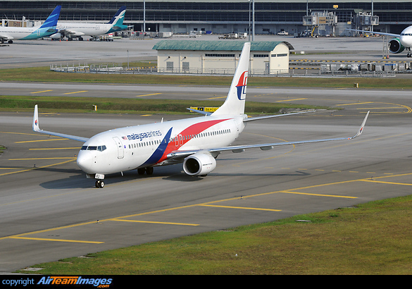 Boeing 737-8H6 Boeing 737-8H6