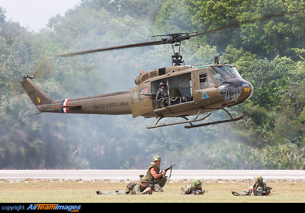 Bell UH-1H Iroquois Bell UH-1H Iroquois