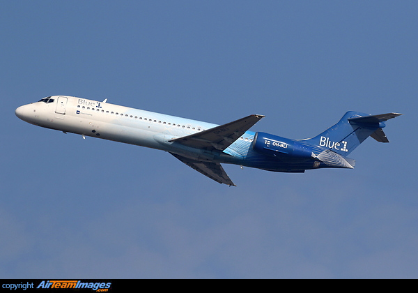 Boeing 717-2CM Boeing 717-2CM