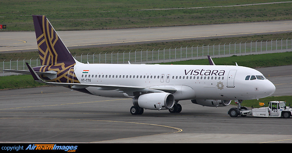 Airbus A320-232 Airbus A320-232