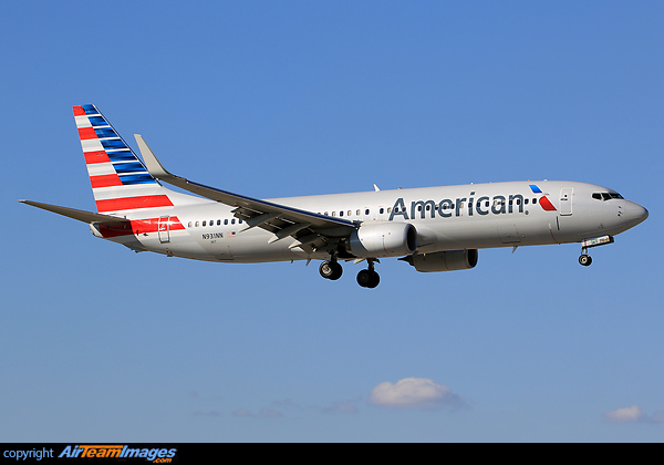 Boeing 737-823 Boeing 737-823