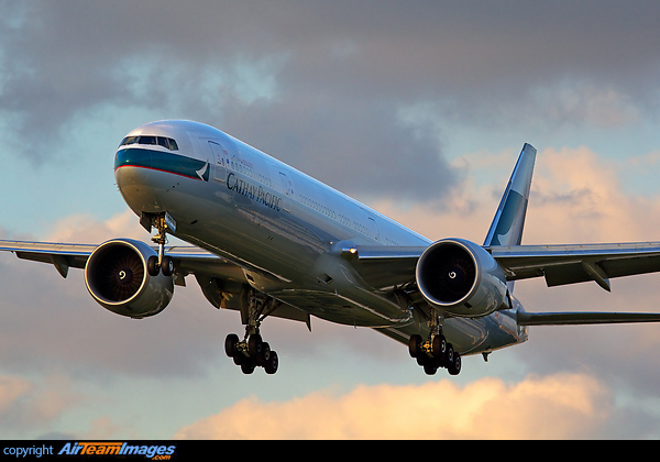Boeing 777-367/ER Boeing 777-367/ER