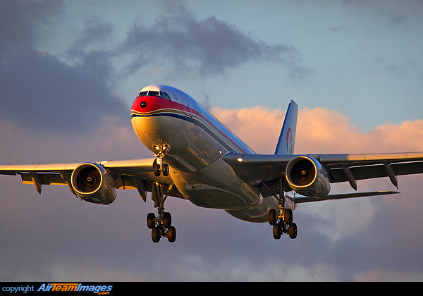 Airbus A330-243 Airbus A330-243