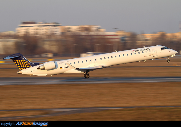 Bombardier CRJ-900 NextGen Bombardier CRJ-900 NextGen