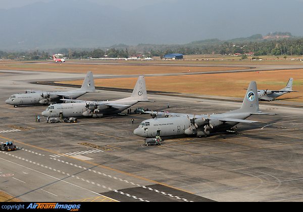 Lockheed C-130H-30 Hercules Lockheed C-130H-30 Hercules