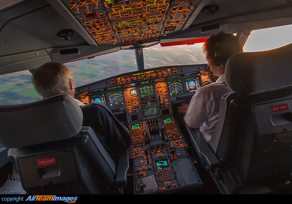 Airbus A340-642 Airbus A340-642