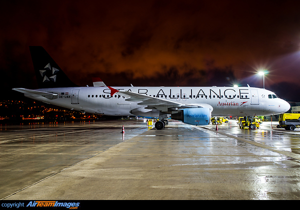 Airbus A320-214 Airbus A320-214