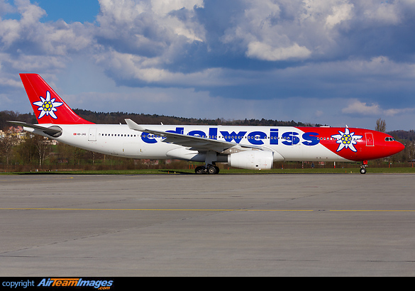 Edelweiss A330-300 HB-JHQ taxying in ZRH Airbus A330-343X