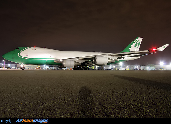 Formerly with Jade Cargo as B-2441, now flying in for CAL in the basic Jade scheme. Boeing 747-4EVF/ER/SCD