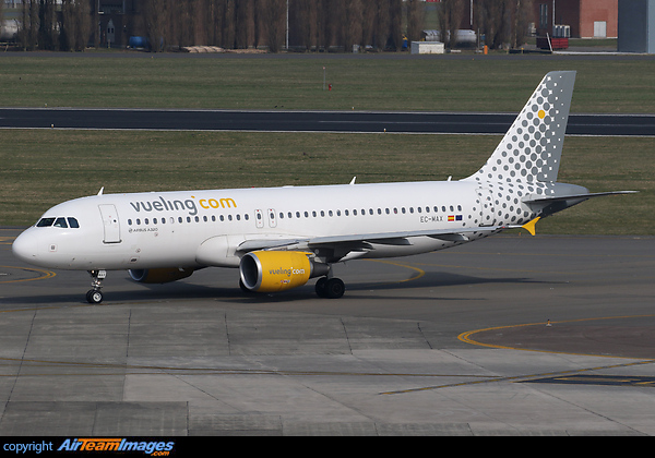 Airbus A320-214 Airbus A320-214