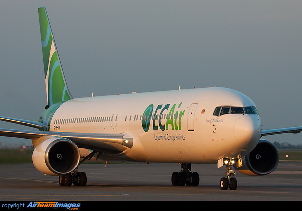 Boeing 767-316/ER Boeing 767-316/ER